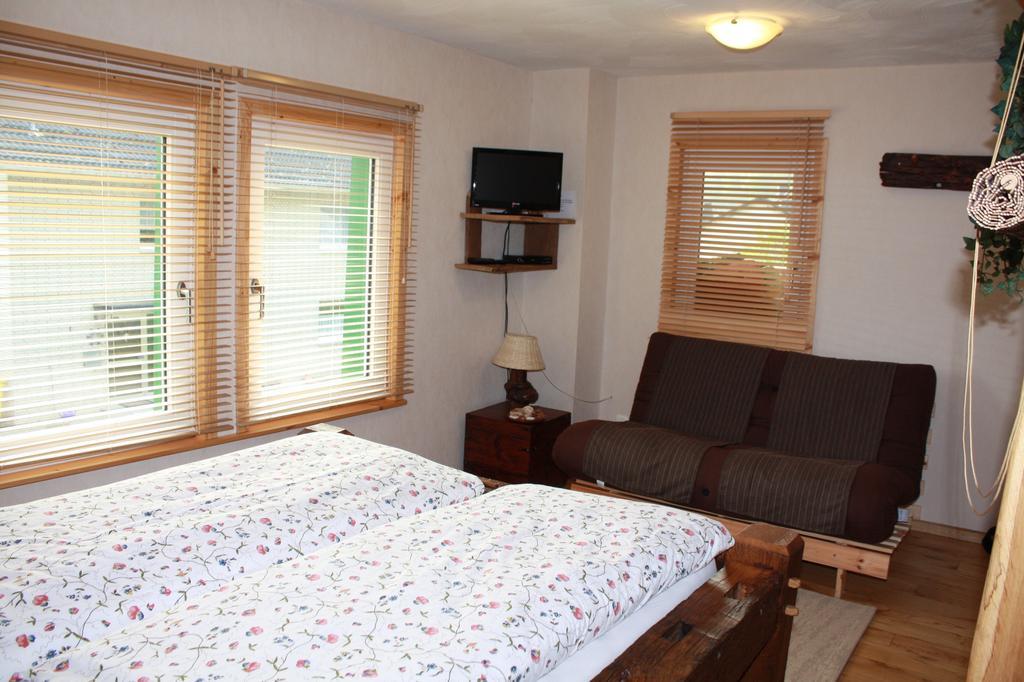 Am Ruebenkeller Bed & Breakfast Binzenbach Ruang foto
