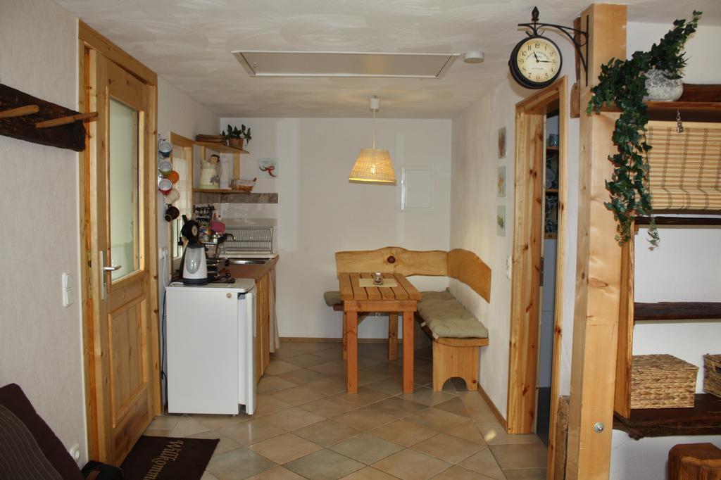 Am Ruebenkeller Bed & Breakfast Binzenbach Ruang foto